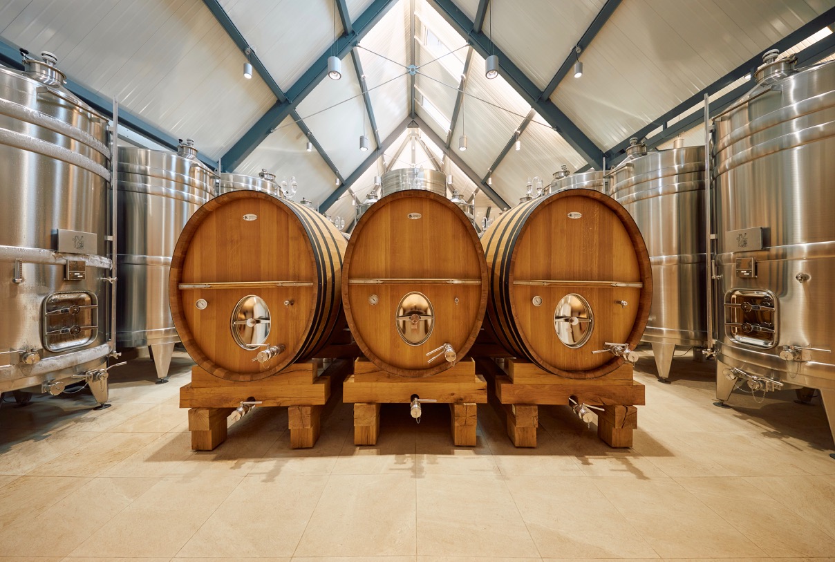 Hundred_Hills_For_Enthusiasts_Header_2559x1820_HigherQualityjpg