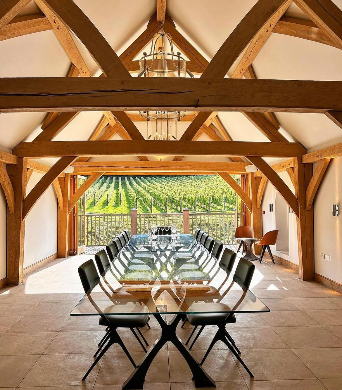 Hundred Hills – Winery Tasting Room